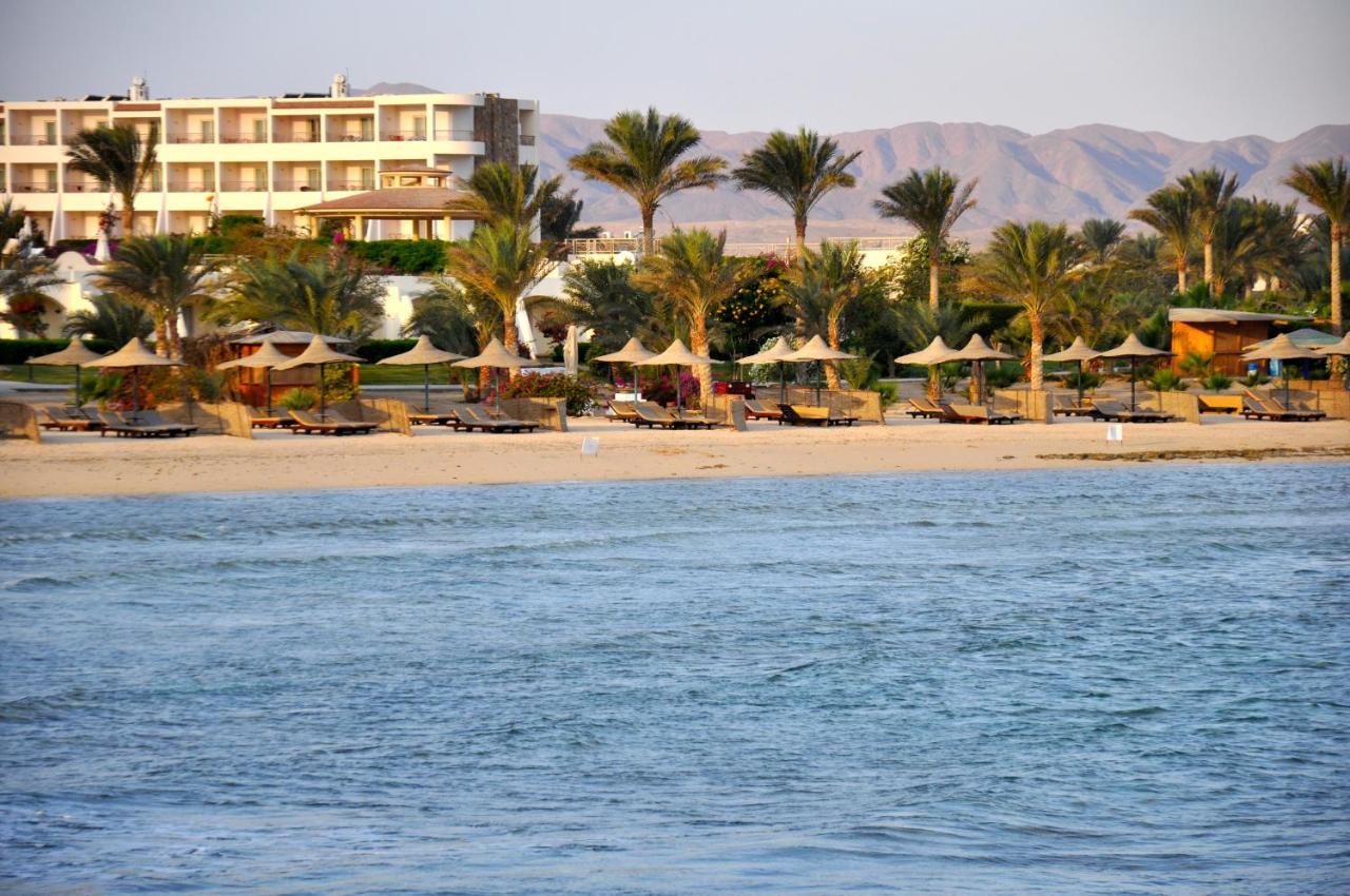 Royal Brayka Beach Resort Abu Dabbab Bagian luar foto