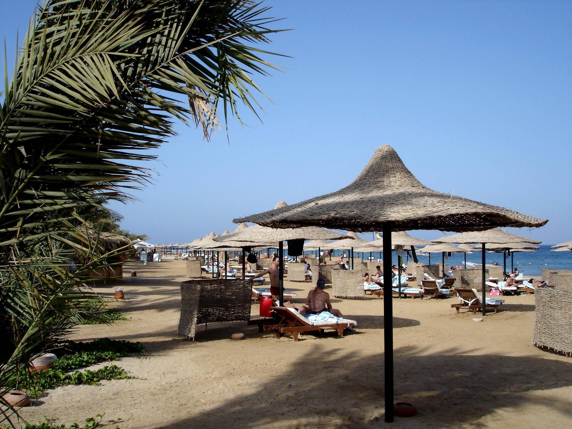 Royal Brayka Beach Resort Abu Dabbab Bagian luar foto